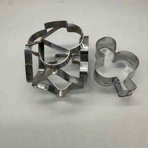 Two Vintage Card Suits Cutters, Clubs & Rolling Cookie Cutter - 6 Sided